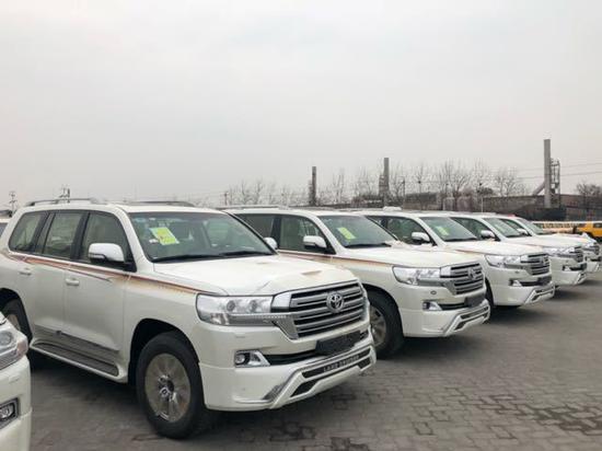 18款中东版丰田酷路泽4000报价全能越野