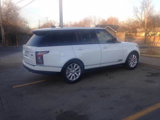 17款路虎揽胜行政天津港口现车最新优惠