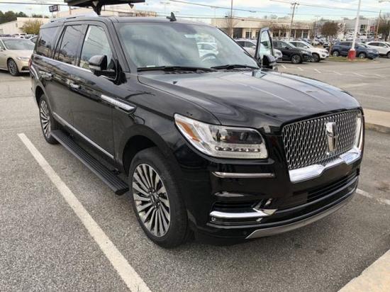 18款林肯领航员天津港口现车最新提车价