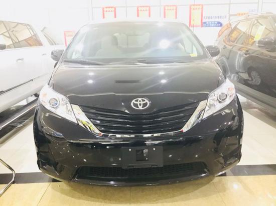 2018款丰田塞纳3.5L 沉稳动感简洁大气