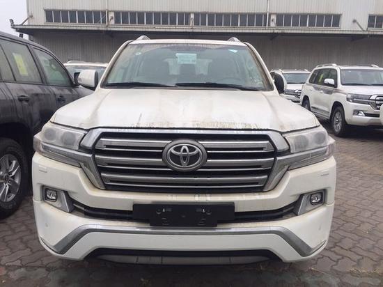 丰田兰德酷路泽4000配置最全港口新报价