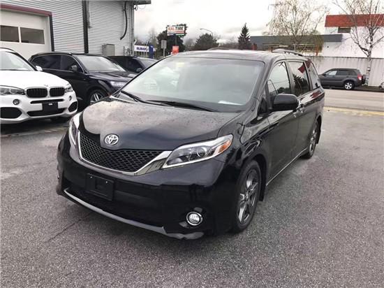 18款丰田塞纳3.5 商务家用的多功能MPV