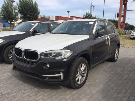宝马X5中东版大量现车可分期手续随车