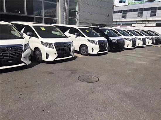 18款丰田埃尔法两驱 豪华商务促销活动中