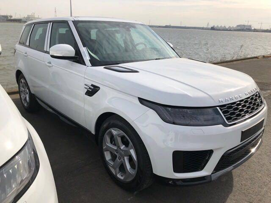 18款路虎揽胜运动版HSE港口现车最新提车