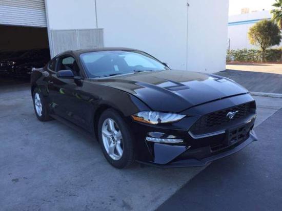 18款福特野马大量现车到港价格优惠销售