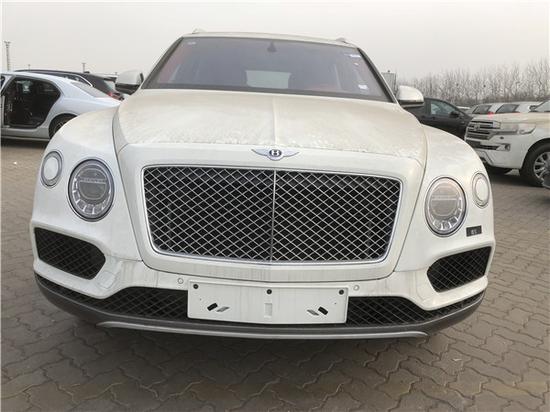 18款宾利添越W12 6.0豪华商务优惠不断