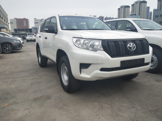 丰田霸道2700中东版 港口现车手续随车