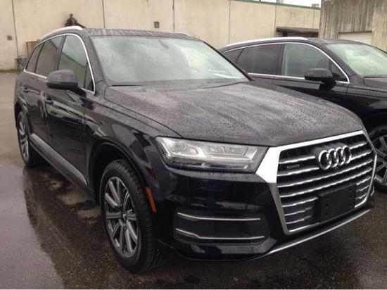 2018款奥迪Q7加版 豪华SUV价格55万分期