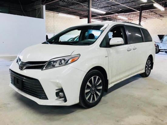 18款丰田塞纳3.5L四座顶配 报价优惠