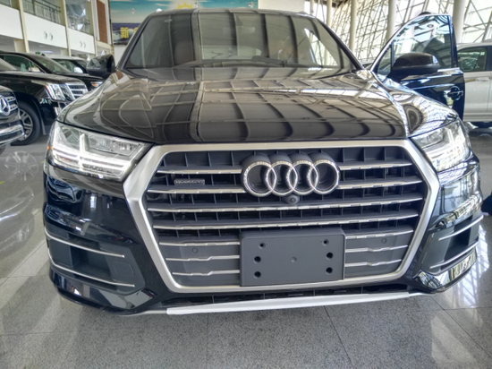 17款奥迪Q7舒适版3.0T最新优惠 秒杀价