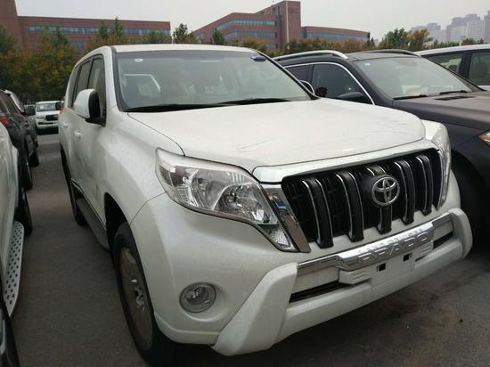 17款丐版丰田霸道2700中东版 外挂新报价