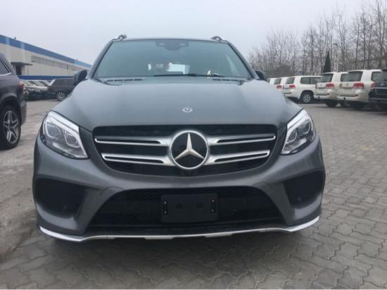 18款奔驰GLE400全景天窗现车配置图片报