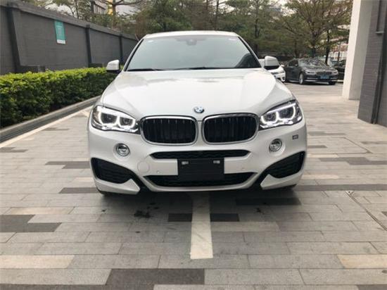 18款宝马X6 现车优美线条让人垂涎欲滴