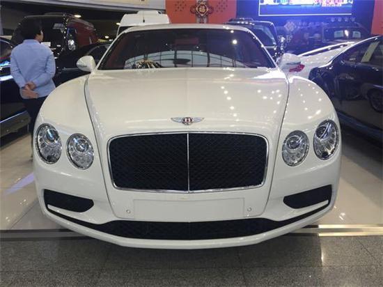 17款宾利飞驰4.0TT V8S新车到店优惠价