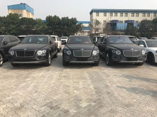 18款宾利添越4.0T奢华配置 大量现车优惠