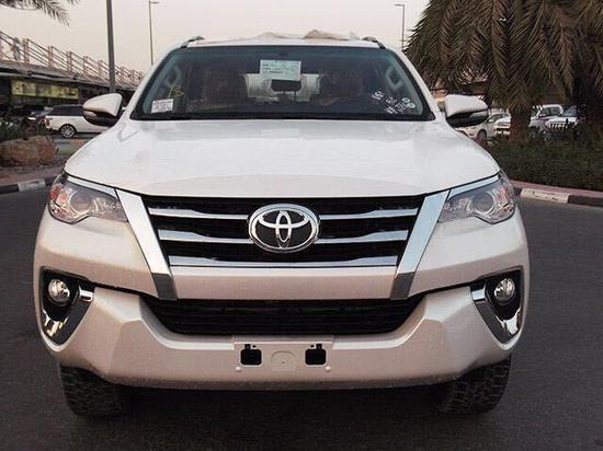 18款丰田穿越者28万起销 2.7现车让利价