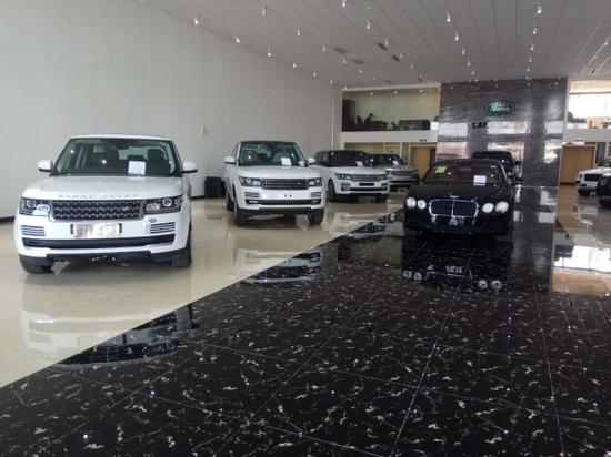 17款路虎揽胜行政价格一降再降已破百万