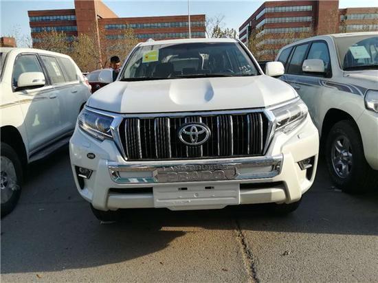 2018款丰田霸道2700 原装进口劲惠底价