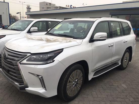 18款雷克萨斯LX570中东版报价大气优越