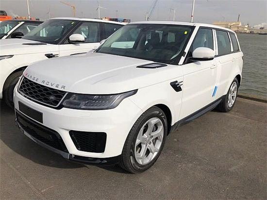 2018款路虎揽胜运动个性SUV年轻气盛