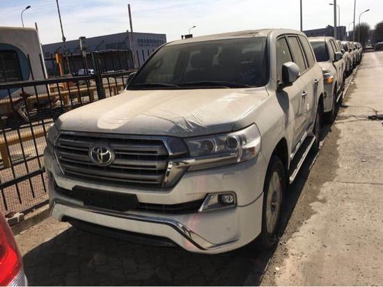 2018款丰田酷路泽4000月中降价啦别等待