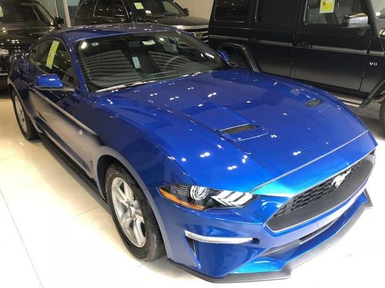 18款福特野马电光蓝现车实拍 优惠手续齐