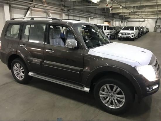 进口18款三菱帕杰罗V97全时四驱有名山猫
