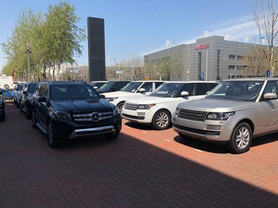 路虎揽胜行政版现车降价90多万开回家