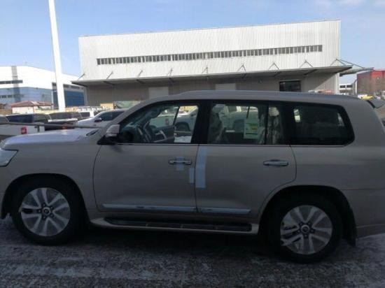 18款丰田兰德酷路泽5700中东版四川报价