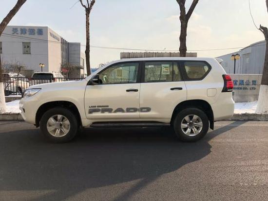 2018款丰田霸道2700天津港现车最低报价