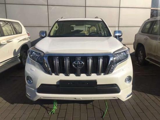 17款丰田霸道2.7L中东版天窗外挂版优惠