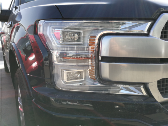 福特F150最新报价 并驾齐驱悠然带起劲风