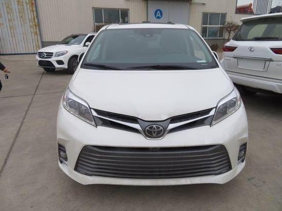 18款丰田塞纳最新价格 买商务首选塞纳