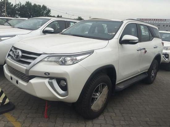 18款丰田穿越者最新SR5配置及优惠报价