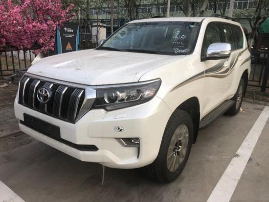 18款丰田霸道2700 五一裸价特惠送豪礼