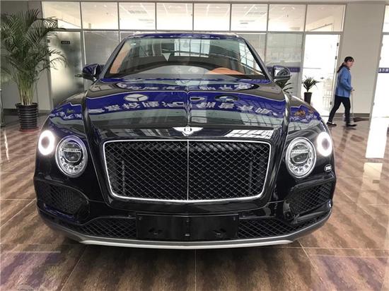 2018款宾利添越豪华SUV奢华经典可分期