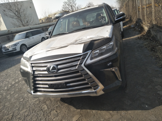 雷克萨斯LX570天津有现车提车不加价