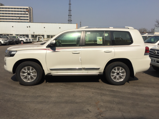 18款丰田酷路泽4000 GX-R限量版现车实拍