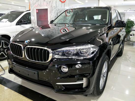 18款宝马X5港口现车，到店实拍价格优惠