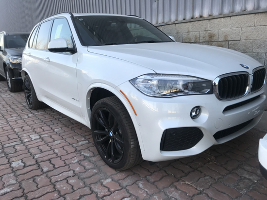 2018款宝马X5加版现车 尽享豪华座驾