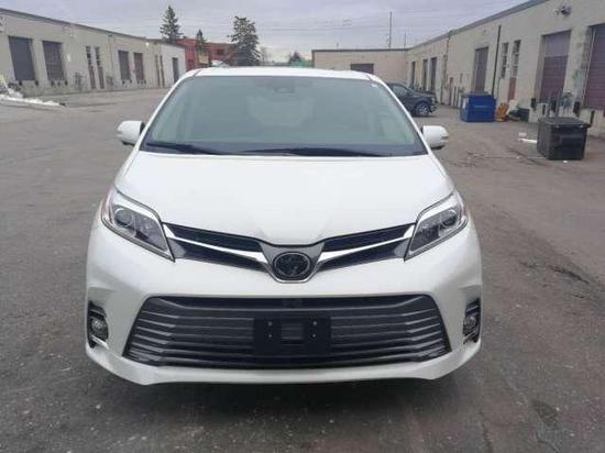 2018款丰田塞纳3.5商务MPV全新升级热销