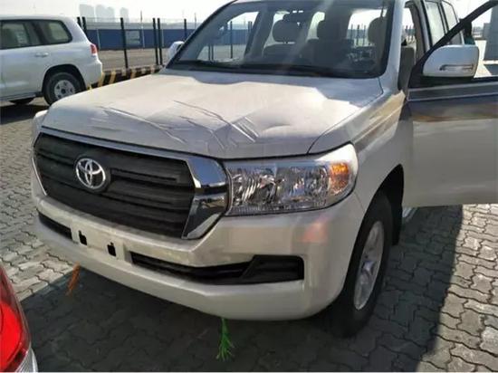 2018款丰田酷路泽4000现车优惠全国分期