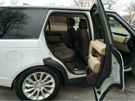 18款平行进口路虎揽胜行政津港提车便宜