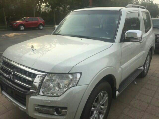 18款三菱帕杰罗V87火爆促销 接受预定