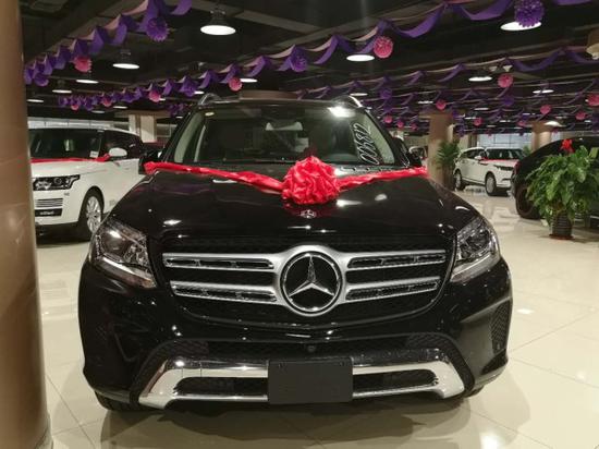 18款奔驰gls450现车价格下调 优惠促销