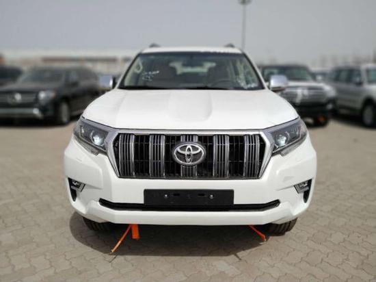 绝对信赖的越野性能中东版丰田霸道2700