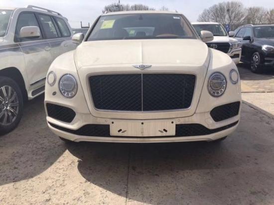 18款欧规宾利添越4.0SUV 迎五一大减价