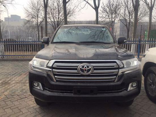 18款丰田酷路泽4600中东高配五一狂欢价