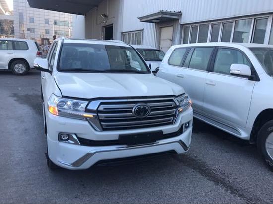 18款丰田酷路泽5700中东版配置最低价格